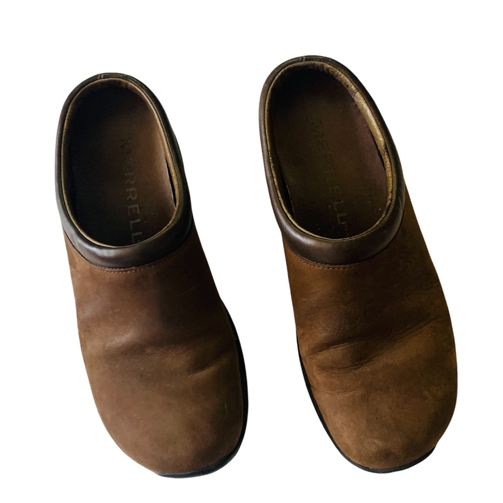 Women’s Merrell Brown Leather Clogs size 10